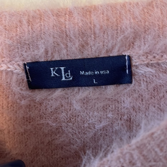 KLD Pink Sweater Size Large - Picture 3 of 4